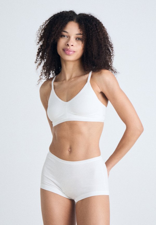 GO DAILY SHORT 3 PACK - Pants