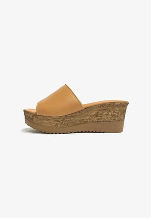Cinzia Soft, CINZIA SOFT - Ciabattine con tacco - -beige