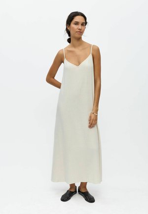 Object MAXIKLEID V-AUSSCHNITT TRÄGER - Robe de jour - sandshell