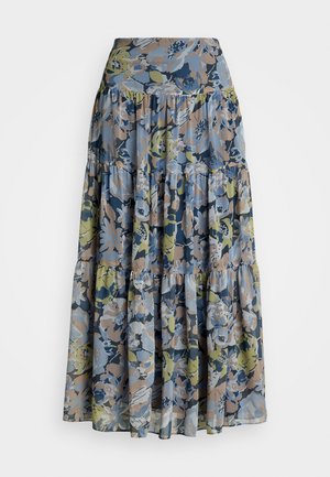 Blomstermaxiskjørt med lagdelt design i blått, grønt og beige. Laget av lett stoff med samlet midje og flytende form.
