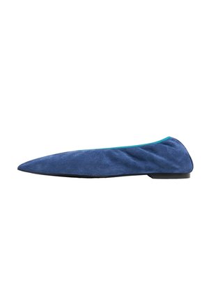 EN PUNTA - Bailarinas - azul denim