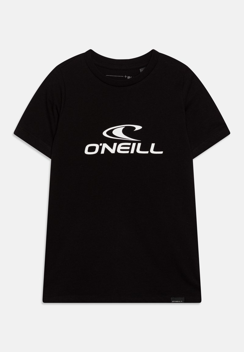 Musthave musta t-särk, millel on ees suur valge O'Neill logo kõveras disainis. Lühikesed varrukad ja ümmargune kaelus.