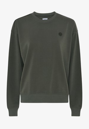 Olivegrøn sweatshirt med ribbet rund hals, lange ærmer og et lille cirkulært logo på brystet. Blød tekstur, afslappet pasform.