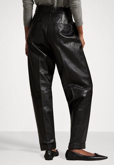 Polo Ralph Lauren PLEATED LEATHER PANT - Kožené nohavice - black