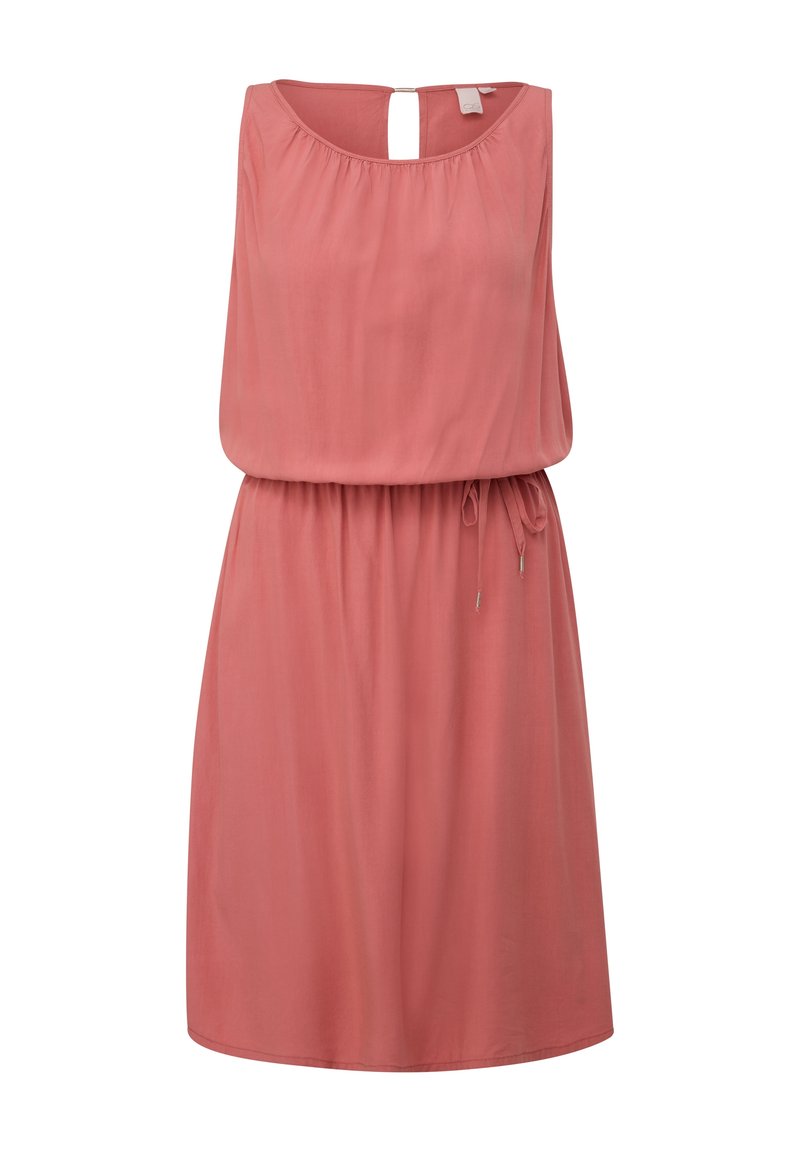 Vestido sin mangas de suave tela coral, con escote fruncido, cintura elástica con cordón y una abertura en la parte posterior con forma de llave.