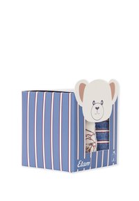 Una scatola a righe blu con un volto di orso sopra, contenente tre paia di calzini a fantasia nei colori crema e blu.