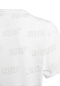 adidas Sportswear BRAND LOVE GOLDEN - T-shirt con stampa - white/grey one/gold metallic
