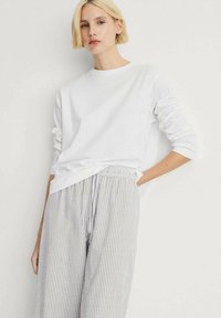 Mango Komplet pidžame - grey