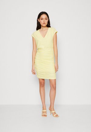 VILA VIPARTINA CAPSLEEVE SHORT DRESS - Robe en jersey - yellow iris