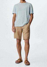 Mango Short - brown