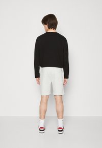 Brave Soul TARLEY - Shorts - ecru marl