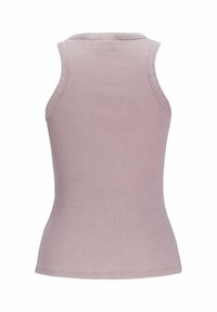 Lys rosa tettsittende tanktopp laget av ribbestrikket stoff, med rund halslinning og ermeløs design, med finish ved kanten og armhullene.