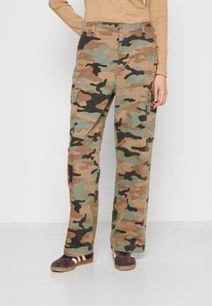 GAP LOOSE - Παντελόνι cargo - green