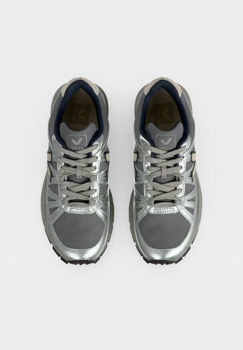 Veja SALAR - Trainers - silver-coloured — foto 5