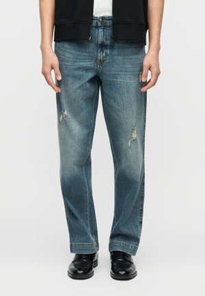 - Jeansy Straight Leg