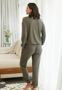 Next SOFT WAFFLE LONG SLEEVE - Nattøj sæt - sage green