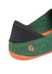 Gottstein Slippers - green orange