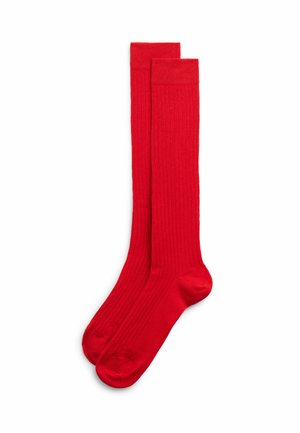 Rote knielange Socken mit gerippter Textur, aus weichem Material gefertigt, mit einem glatten Finish und nahtloser Zehenkonstruktion.