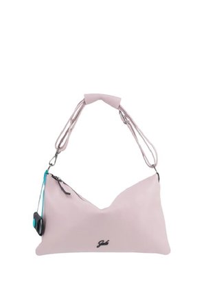 Borsa a tracolla in pelle morbida rosa chiaro con doppie cinghie, cerniera nera e piccola targhetta nera e turchese attaccata, logo al centro davanti.