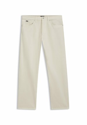 Pantalon beige à jambes droites avec passants pour ceinture, bouton et fermeture éclair devant, poches latérales et arrière, et petite étiquette noire "BOSS" sur la poche avant.