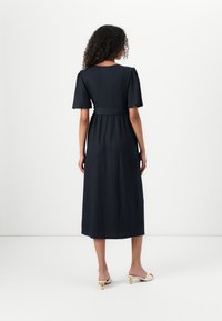 Thumbnail Image 4