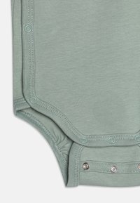 Lindex BODY WRAP UNISEX 3 PACK - Body - light dusty blue