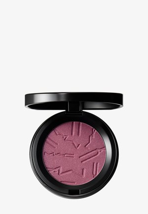 Kompaktes schwarzes rundes Etui mit offenem Deckel, das strukturiertes rosa-mauvefarbenes Puder-Make-up zeigt.