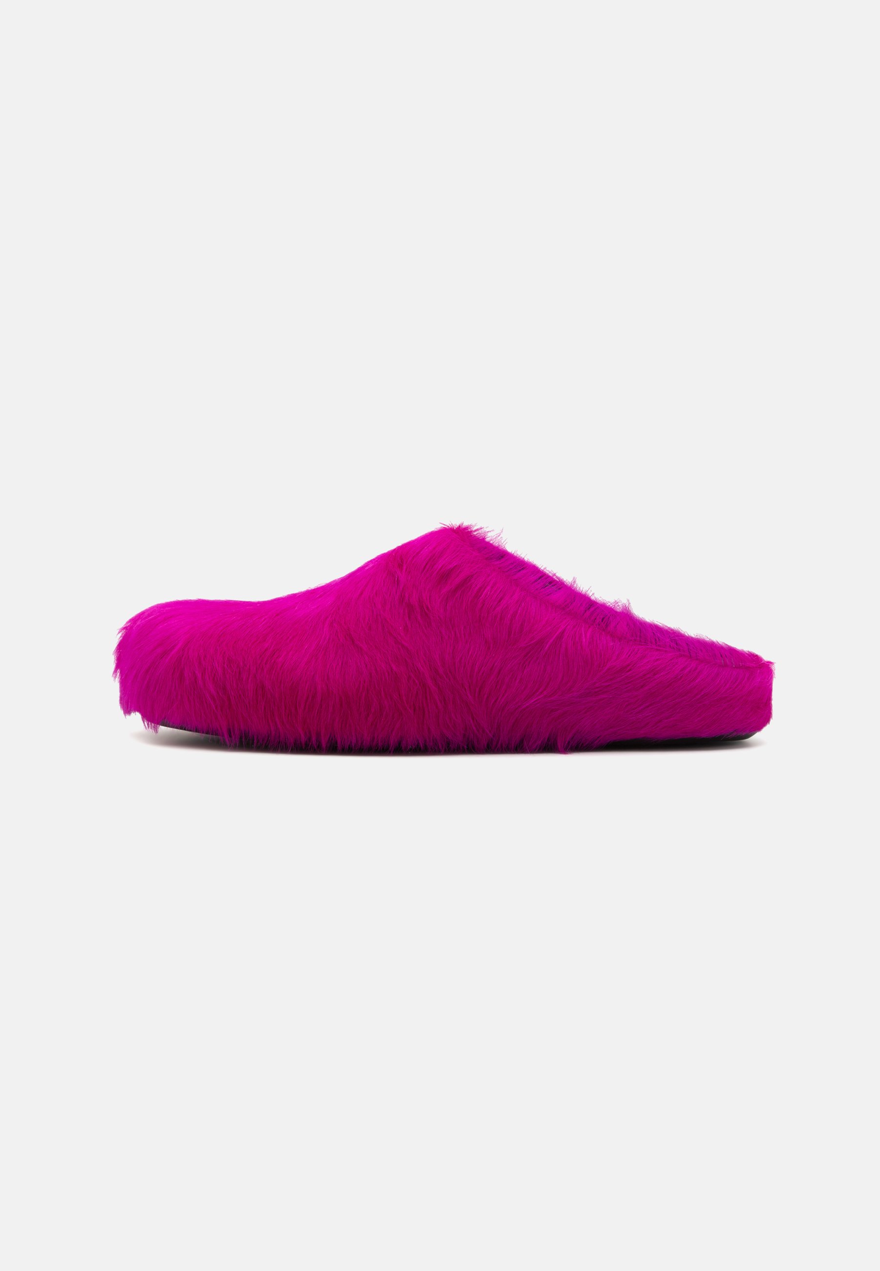 Marni Bright Fuchsia Faux Fur Slip-On Loafers Fuchsia long-hair calfskin Fussbett sabot | Marni main image 3