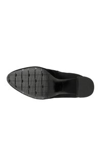 Schwarze Wildleder-Pumpsohle mit einem strukturierten Griff, spitz zulaufender Zehenpartie und glatter Oberfläche. Kompaktes und elegantes Design.