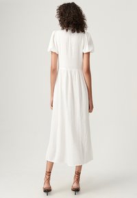 THE FATED BARCLAY MIDI  - Abito a camicia - white