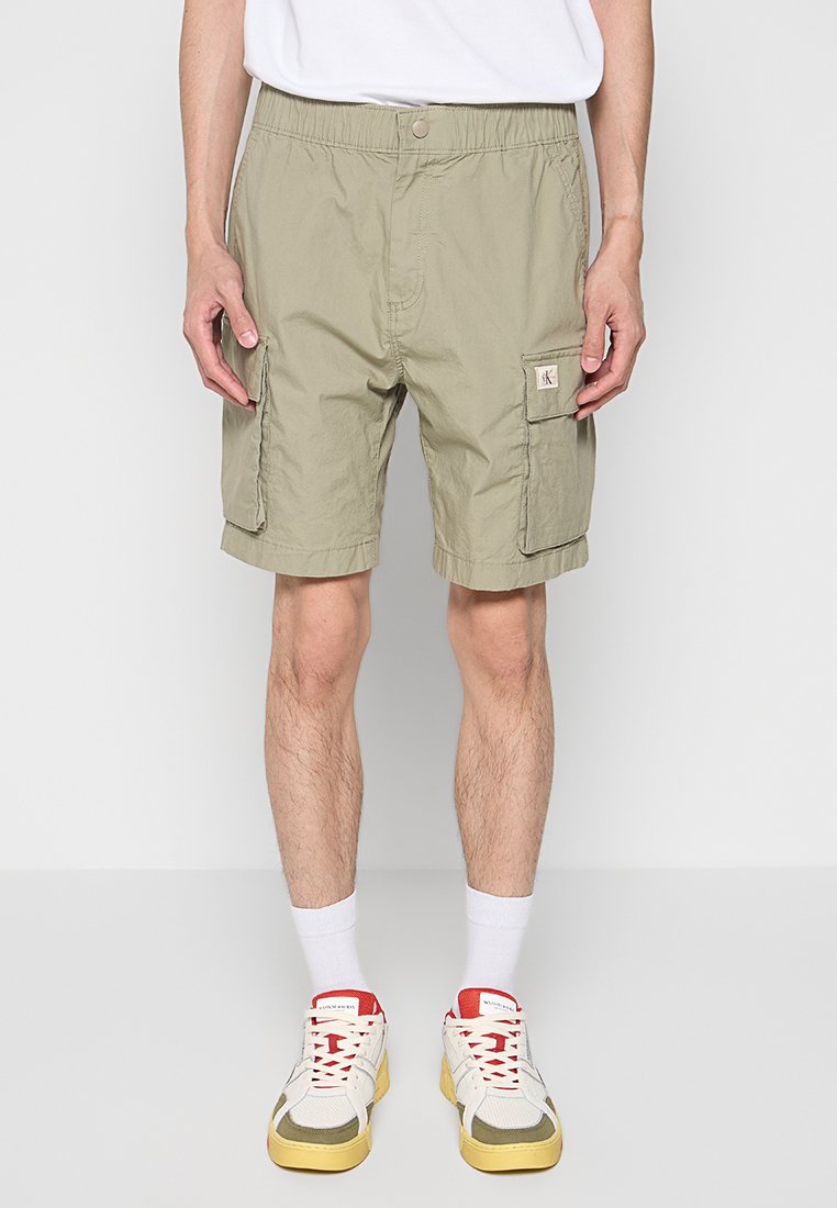 Calvin Klein Jeans Shorts olijfgroen
