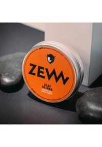 Zew for Men MATTE CLAY STRONG HOLD WITH HEMP OIL - Laque pour cheveux - orange