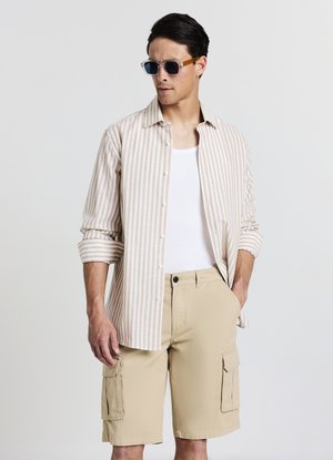 Shorts - beige