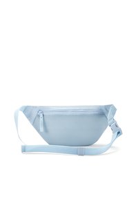 Világoskék, hálós övtáska ívelt formával, cipzáras zsebbel, állítható pánttal és sima felülettel a felső részen.