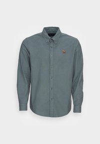 Groen overhemd met knopen van een katoenmix, met een puntige kraag, knoopsluiting en geborduurd elandlogo op de borst.