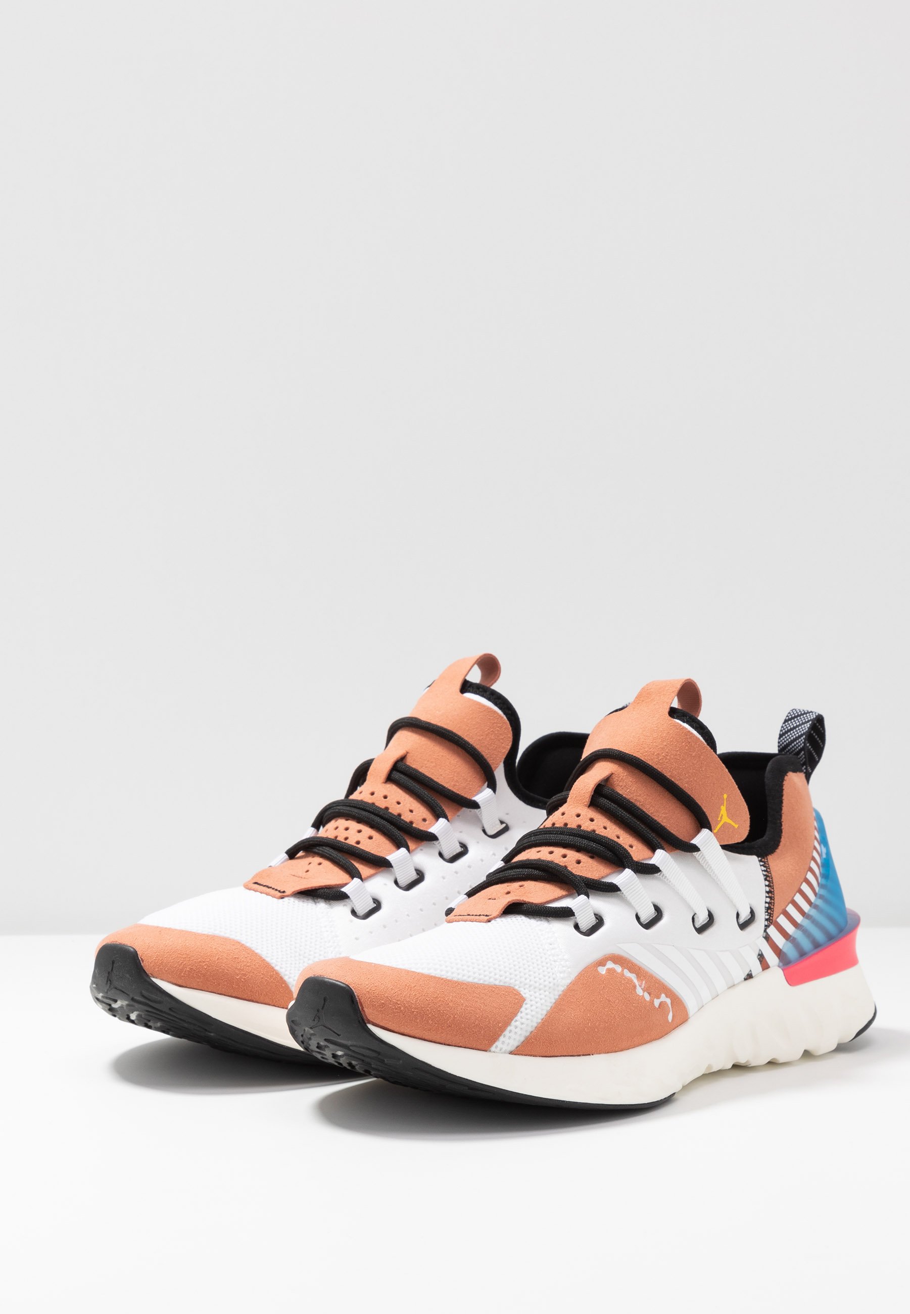 Jordan REACT HAVOC SE Basketballsko whitemetallic gold Jordan REACT HAVOC SE Basketballsko whitemetallic gold