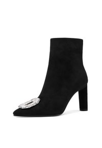 Stivaletto in suede nero con tacco a blocco alto e una grande decorazione in cristallo rettangolare argento sul puntale.