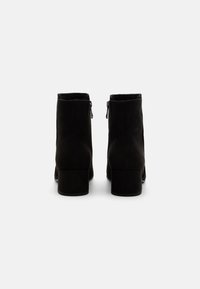Marco Tozzi Botines - black