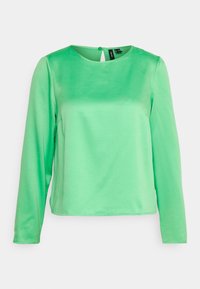 Vero Moda Petite VMESSI SHORT - Blusa - irish green