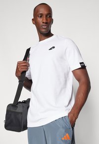 adidas Performance COPA SIGNATURE GRAPHIC - Tricou cu imprimeu - white