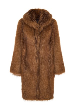 Cappotto in pelliccia sintetica marrone con un ampio colletto, maniche corte e una superficie spessa e texturizzata, con un design di lunghezza media.