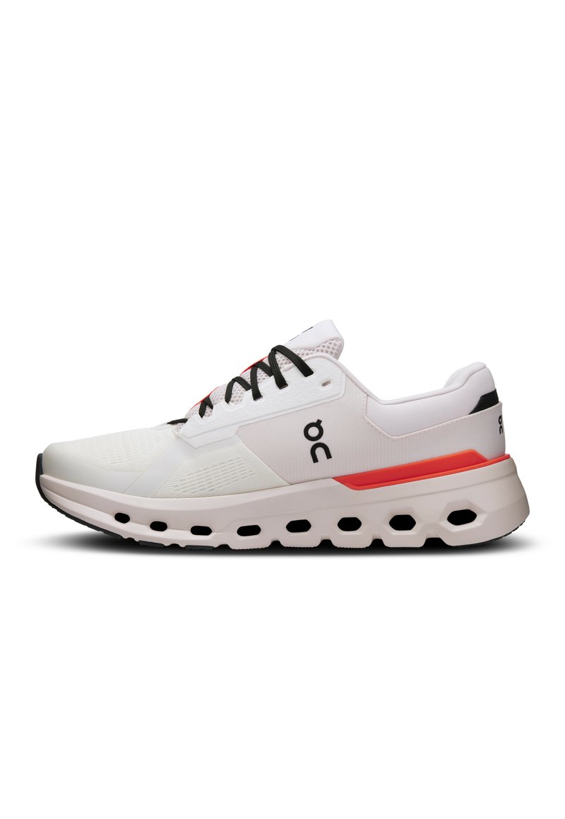 On CLOUDRUNNER 2 - Laufschuh Straße - white sand