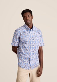 Korteblauwe overhemden met korte mouwen en een bladerenpatroon in paars en wit. Gemaakt van katoen, met een spread collar en een normale pasvorm.