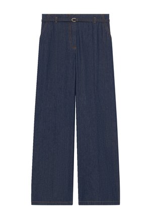 Pantaloni in denim blu scuro a gamba larga con tasche laterali, passanti per cintura e una sottile cintura in tessuto con fibbia metallica annessa.