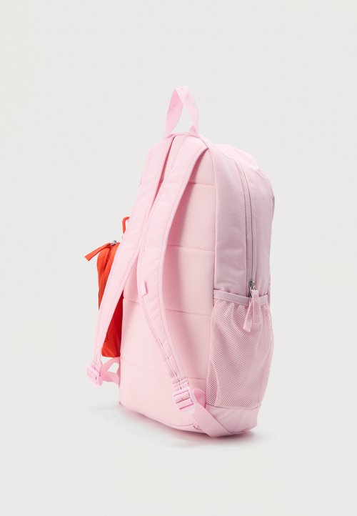 Nike — foto 2