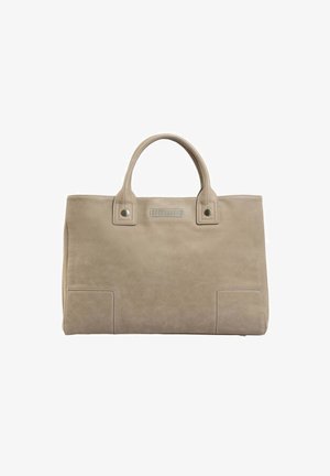 Sac fourre-tout en cuir beige avec doubles poignées, présentant une surface texturée, des coutures visibles et un accent décoratif clouté à l'avant.