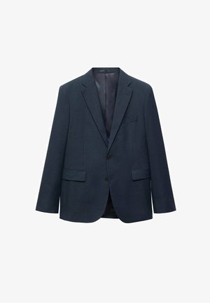 Ciemnogranatowa marynarka jednorzędowa z klapami, podwójnymi guzikami, kieszeniami z klapami i kieszenią na piersi, pokazana na białym tle.