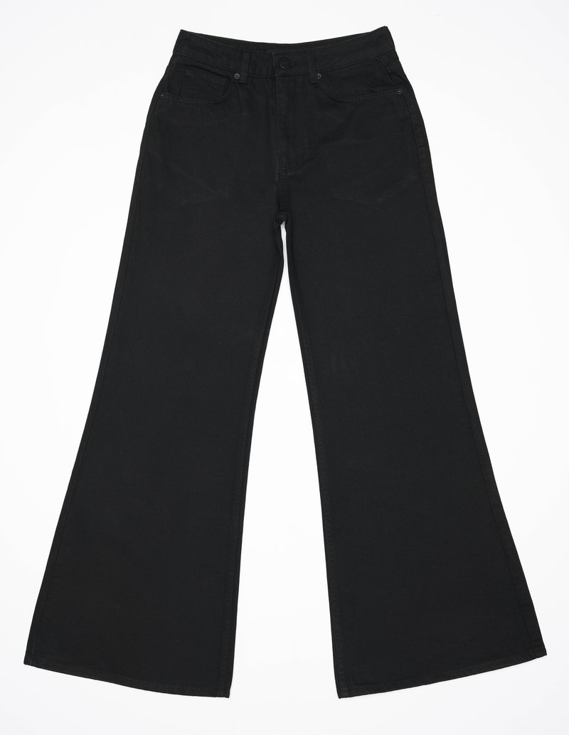 Blugi bootcut