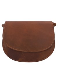 Pochette in pelle marrone con chiusura a patta arrotondata, rifinita con cuciture a vista, texture morbida e finitura liscia e lucida.