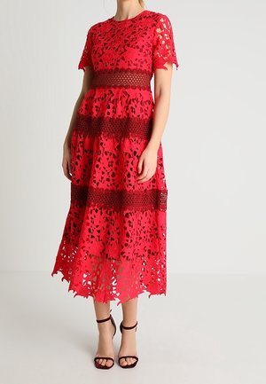Robe de cocktail - red